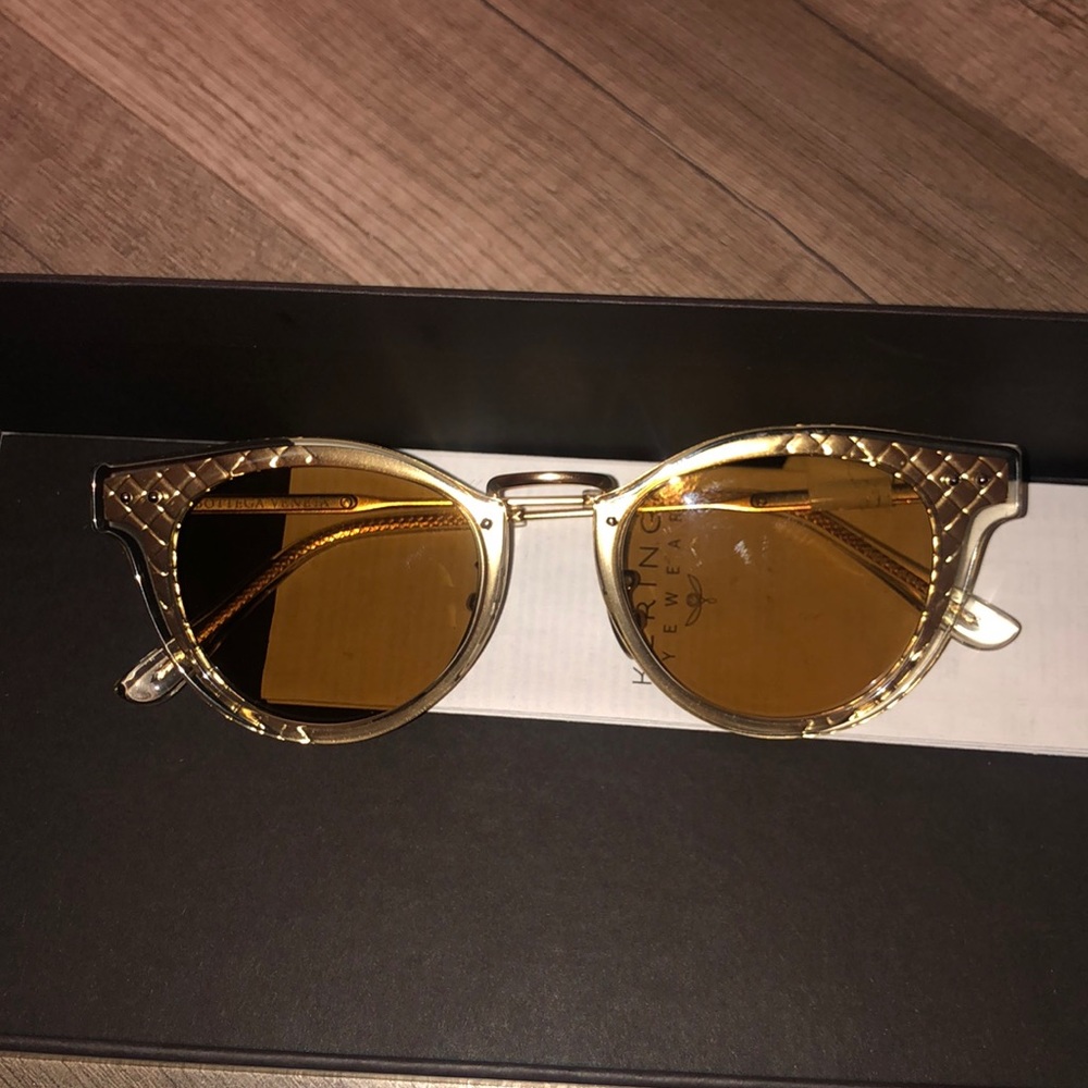 Authentic Bottega Veneta unisex sunglasses